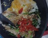 รูปขั้นตอนการทำที่ 5 ของ ข้าวผัดหมูสเต็ก เมนูเคลียร์ตู้เย็น