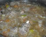 Foto langkah ke 8 dari resep Sop Iga bumbu rempah.