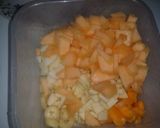 A picture of step 2 of Spicy fruit chaat.