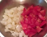 Tejszínes csicseriborsós egytálétel virslivel recept fázis 1 fotója