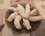 Hájas, diós kiflik recept fázis 6 fotója