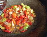 Foto langkah ke 5 dari resep Ayam Goreng / Bakar Sambal Penyet.