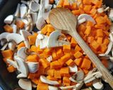 Une image de l'étape 2 de °Courgettes farcies°.