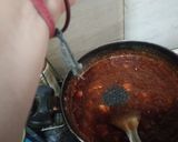 A picture of step 4 of Kacche aam ki khatti meethi chutney.