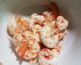 Hình bước làm 1 của món Salad tôm rau củ
