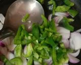 A picture of step 1 of Vegetable Maggi.