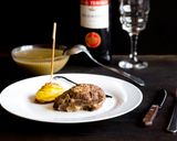 Foto del paso 2 de la receta: Carrilleras de ternera con salsa de vainilla