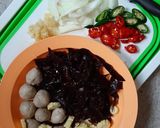 Foto langkah ke 1 dari resep Tumis Jamur Kuping.