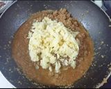 A picture of step 2 of Gujarati Dryfruit Sukhdi.