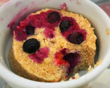 Foto del paso 4 de la receta: Torta en taza light o mug cake de arándanos saludable al microondas (muffin de arándanos) 3 pasos