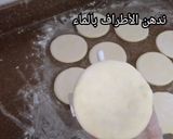 صورة لخطوة 1 من وصفة مثلثات السميد بالجبنه