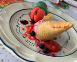 Foto del paso 28 de la receta: Bienvenidos a la Navidad🎄. Helado con macarrones y salsa de frutos rojos