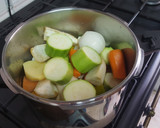 Foto del paso 2 de la receta: Crema de verduras rica rica, rápida y sencilla de la Brigada Espartana