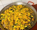 Foto del paso 1 de la receta: Arroz con pollo y calabacín
