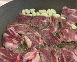 A picture of step 2 of Black pepper rib bones.
