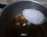 A picture of step 2 of Elaichi wali chai.