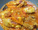 Foto langkah ke 5 dari resep Woku ayam kampung (tanpa kemangi & daun kunyit).