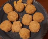 A picture of step 9 of Cheesy Potato balls.