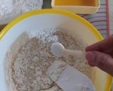 Foto langkah ke 2 dari resep Roti Sosis Tanpa Ulen (Dg Margarin).