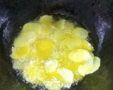 A picture of step 2 of Homemade potato crisps.