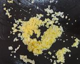 Foto langkah ke 2 dari resep Spaghetti Carbonara.