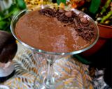 A picture of step 4 of Chocolate Chia Banana Milkshake.