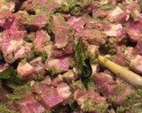 A picture of step 3 of SaksangSpicy Green Pork.