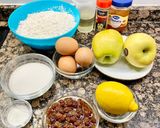 Foto del paso 1 de la receta: Pastel relleno con manzanas y pasas al Moscatel