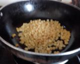 A picture of step 2 of Chana dal kheer.