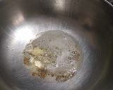 A picture of step 3 of Aloo Palak.