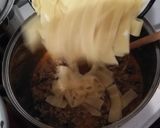 Gombás-húsos tészta recept fázis 4 fotója
