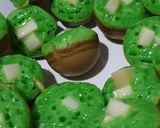 Foto langkah ke 4 dari resep Kue cubit Pandan.
