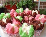 Foto langkah ke 5 dari resep Bolu kukus mekar tanpa mixer/tanpa soda.