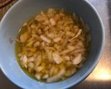 Une image de l'étape 15 de Salade de puntarelle endives rouges fenouil tomates et jambon blanc sauce oignon.