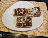 A picture of step 3 of Chocolate club Sandwich.