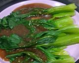 Foto langkah ke 4 dari resep Tumis Pokcoy Ayam Fillet Saus Tiram Cabai Merah.