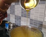 A picture of step 2 of Mango milkshake.