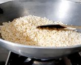A picture of step 1 of Murmura Jaggery Ladoo.