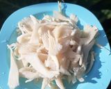 Foto langkah ke 1 dari resep Sayur Jamur Saus Tiram.