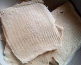 A picture of step 3 of Bread rolls.