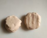 A picture of step 3 of Marble cookies.
