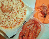 Foto del paso 4 de la receta: Pizza de gambas