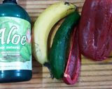 Foto del paso 1 de la receta: Pepino, morrón y aloe vera 🥒🌶