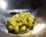 মিষ্টি কুমড়ার পাতলা ঝোল(mishti kumro patla jhol recipe in Bengali) রেসিপির ধাপ 3 ছবি