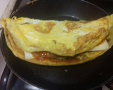 Foto del paso 8 de la receta: Torta de huevo rellena de champiñones, queso manchego y salsa