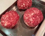 A picture of step 3 of Japanese hamburger steak - Hambagu / ハンバーグ 🤤💗.
