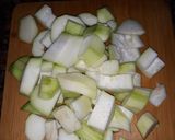 A picture of step 1 of Louki k kabab.
