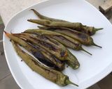 Une image de l'étape 4 de Piments verts marocains grillés.