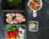 A picture of step 1 of Chicken with Cashew Nuts (Kid-Friendly Recipe).
