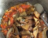 Foto langkah ke 6 dari resep Ikan asin pedas manis.